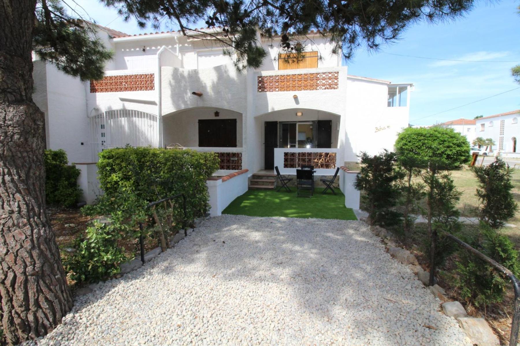 Appartement Situe A 100 M De La Plage Empuriabrava Exterior foto